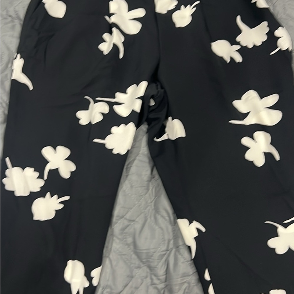 Ann Taylor Black and White Floral Pants